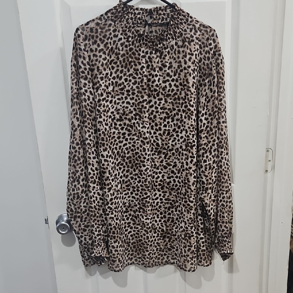 Torrid Brown‎ Leopard Print Blouse Size 4